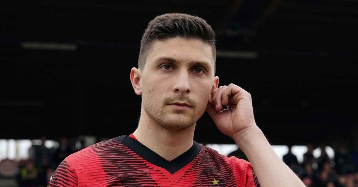 Caldara si apre: “Il Milan era la soluzione migliore e non essermela giocata è il mio rimpianto più grande”