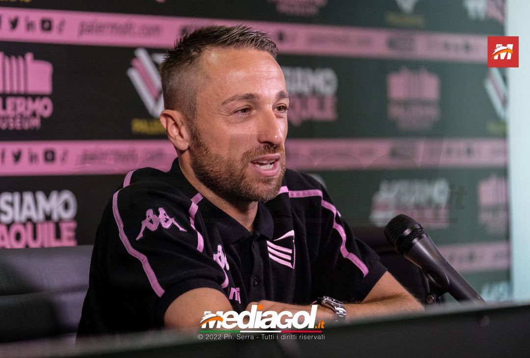 FOTO RITIRO PALERMO, Roberto Floriano in conferenza stampa (Gallery) - immagine 21