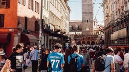 GALLERY Il Napoli affronterà il Bologna al Dall’Ara: gli scatti della città emiliana