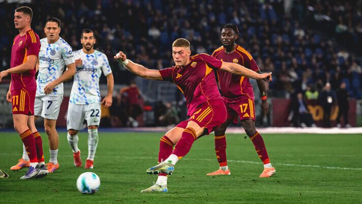 La Gazzetta boccia Dovbyk: “Il gol divorato pesa come un macigno”. Stesso voto per Lautaro - immagine 1