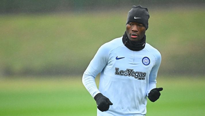 Inter, per Agoume si fa avanti il Siviglia: possibile prestito fino a fine stagione - immagine 1