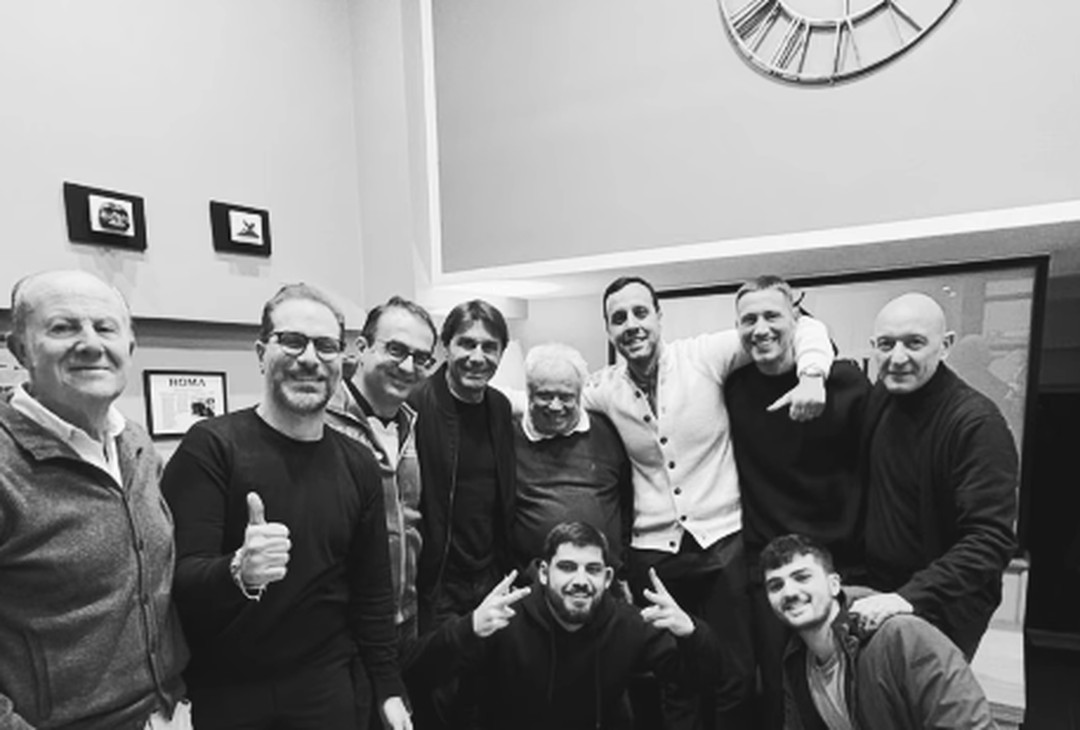 Pomeriggio di relax per mister Conte: ecco dove è stato beccato – LA GALLERY- immagine 1