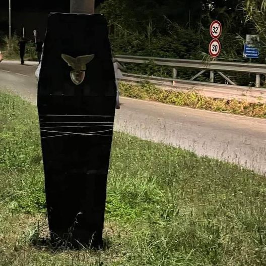 Sfottò da derby: “Pesaro Capitale della Cultura, Fano Eccellenza marchigiana”- immagine 3