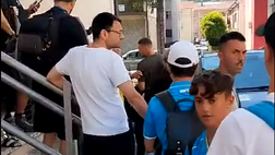 Buongiorno lascia il teatro Tosti dopo la conferenza di presentazione