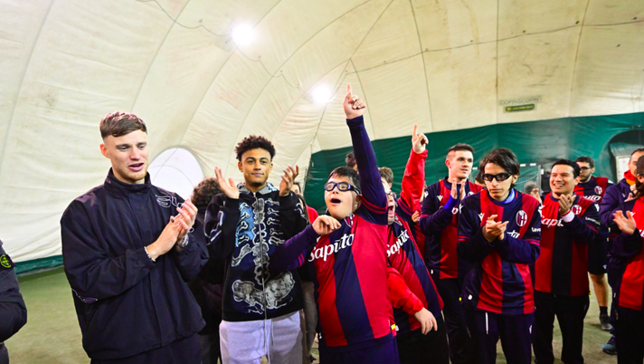 Beukema e Ndoye hanno fatto una sorpresa ai ragazzi di Bfc Senza Barriere Beukema e Ndoye hanno fatto una sorpresa ai ragazzi di Bfc Senza Barriere - immagine 1