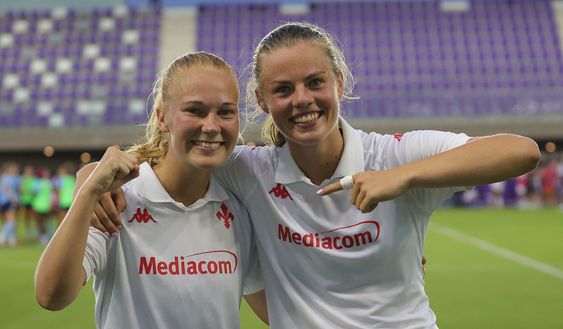 Sofie Bredgaard, Emma Faerge