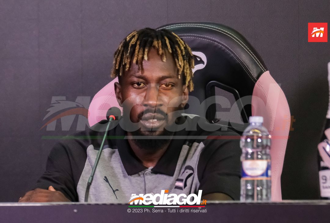 FOTO PALERMO, Mamadou Coulibaly presentato in conferenza stampa (GALLERY) - immagine 10