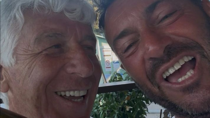 Relax per Gasperini prima del ritiro: lo scatto in un locale piemontese – FOTO Relax per Gasperini prima del ritiro: lo scatto in un locale piemontese – FOTO - immagine 1