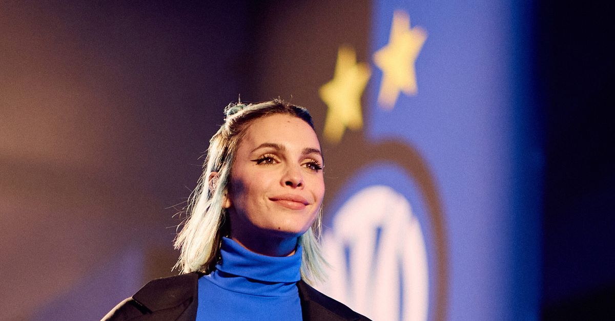 Rose Villain: “Dicono che ho successo perché sono figa, no! E’ perché sono una brava artista”