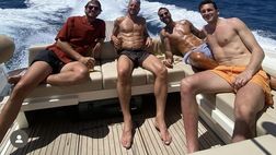 GALLERY Le vacanze della famiglia Mertens: e Ciro indossa i pantaloncini di Dries!