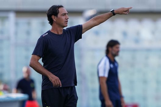 Reggiana, Nesta: “Fumogeni e accoglienza negativa, ma abbiamo giocato il derby con coraggio”- immagine 2