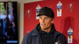 Una statua per Tom Brady, l’omaggio dei Patriots al loro campione