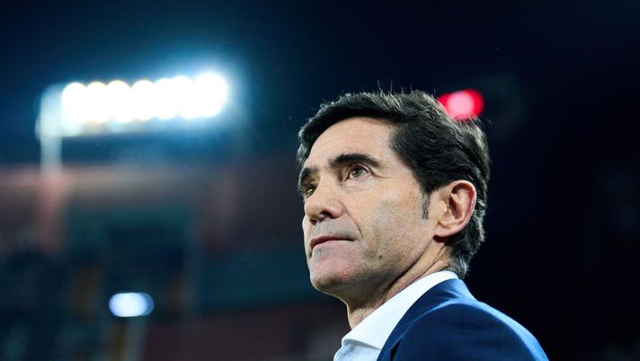 VALENCIA, SPAIN - MARCH 02: Head coach Marcelino Garcia Toral of Athletic Club looks on during the Copa del Rey semi-final second leg match between Valencia and Bilbao at Estadio Mestalla on March 02, 2022 in Valencia, Spain. (Photo by Aitor Alcalde/Getty Images) Copa del Rey, Marcelino contrario al campo in erba sintetica: “Aumenta il rischio infortunio” - immagine 1
