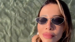 Enza, il buongiorno è più sexy di sempre. Décolleté e fisico super per lady D’Ambrosio