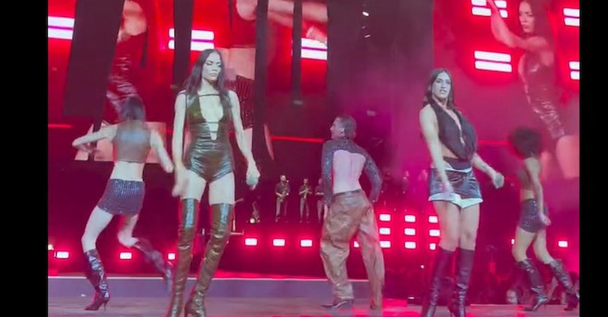 video gaia ospite di elodie a san siro virale il loro ballo su 8216chiamo io chiami tu