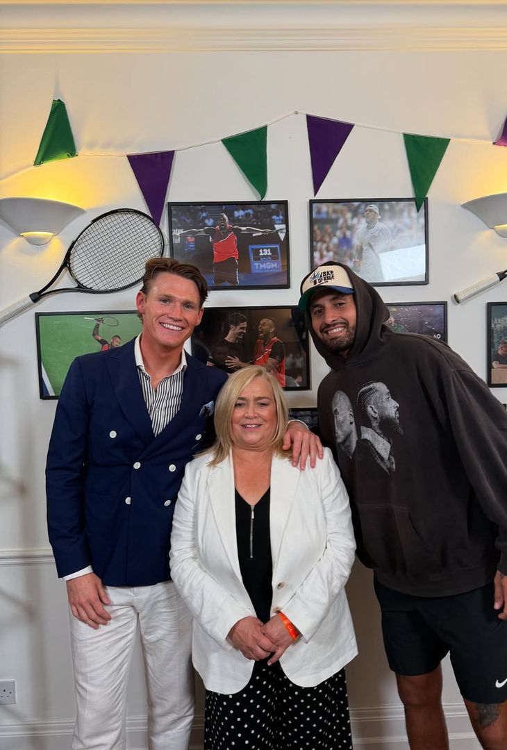 Neapolitan style a Wimbledon: tutta l’eleganza della star McTominay – LA FOTOGALLERY - immagine 3