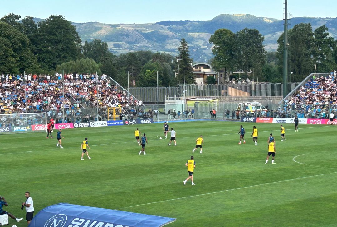 GALLERY Prove di pressione e uscita dal basso con la difesa a 3: le immagini - immagine 7