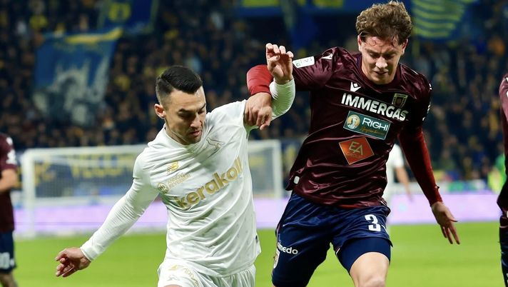 Serie B, flop Palermo e Modena. Scontri tra ultras nel derby emiliano Serie B, flop Palermo e Modena. Scontri tra ultras nel derby emiliano - immagine 1