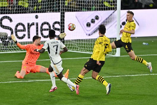 Il Real Madrid batte il Borussia Dortmund: è la Champions numero 15- immagine 2