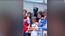 VIDEO / Michael Jordan a Catania col suo jet privato