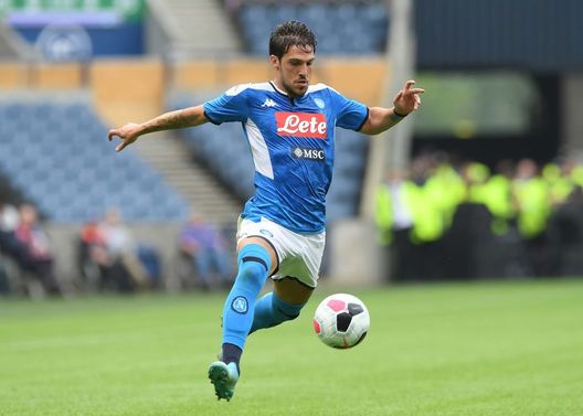 Simone Verdi in azione con la maglia del Napoli durante l'amichevole contro il Liverpool (foto: Getty Images)