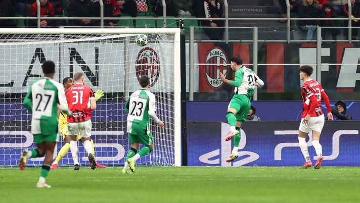 carranza-milan-feyenoord-gimenez-champions-league-leicester-championship