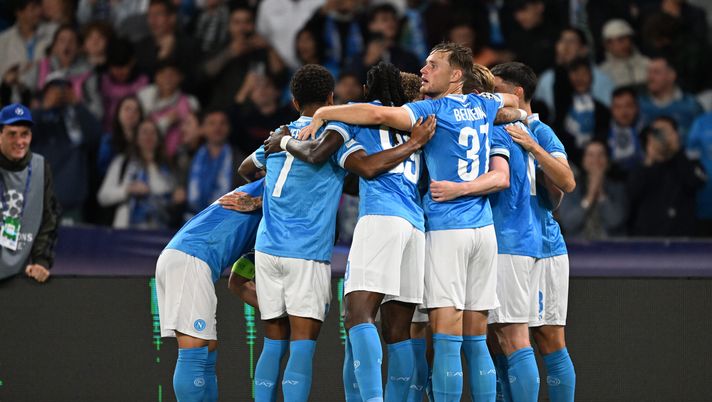 Champions, la classifica: il Napoli sale al 19° posto. In testa ben sei squadre - immagine 1