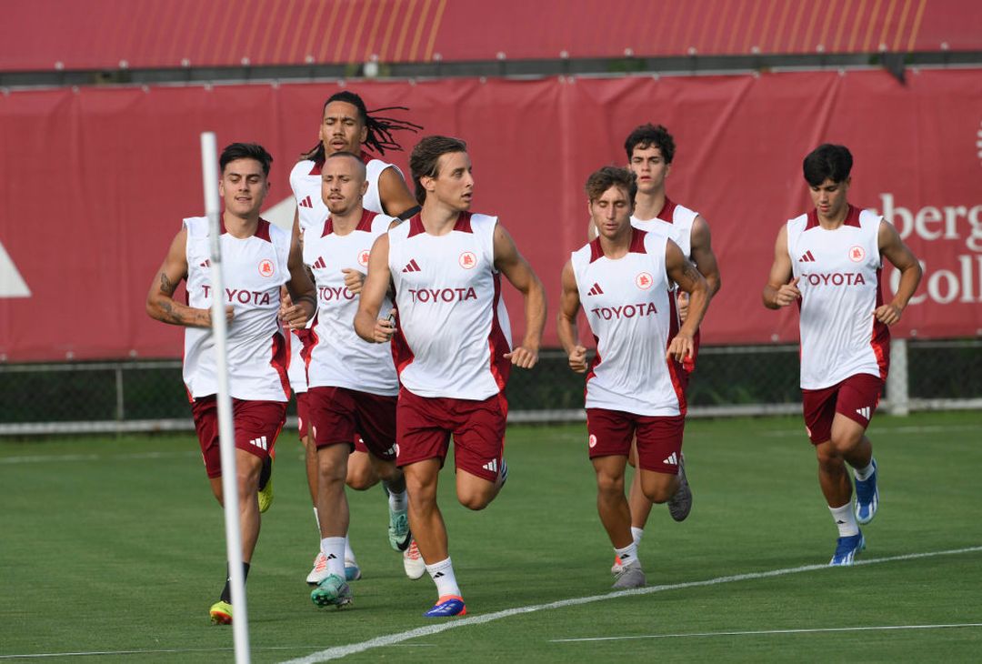 Roma, inizia il ritiro – FOTO GALLERY - immagine 19