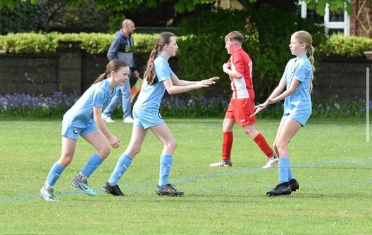 Inghilterra, squadra femminile Under 12 vince campionato maschile da imbattuta- immagine 7