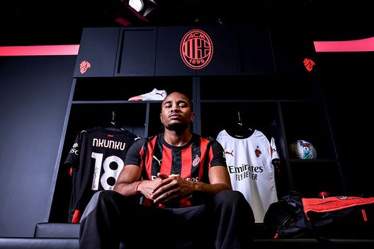nkunku-milan-maglia-numero-18-chelsea-precedenti-dati-statistiche-predecessori-rebic-montolivo-baggio-leonardo