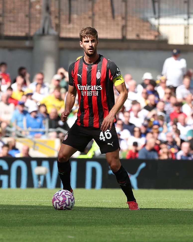 (Photo by Claudio Villa/AC Milan via Getty Images)  Il Milan di Allegri: il 352 di base, Rabiot uomo chiave, il 442 l’alternativa- immagine 3