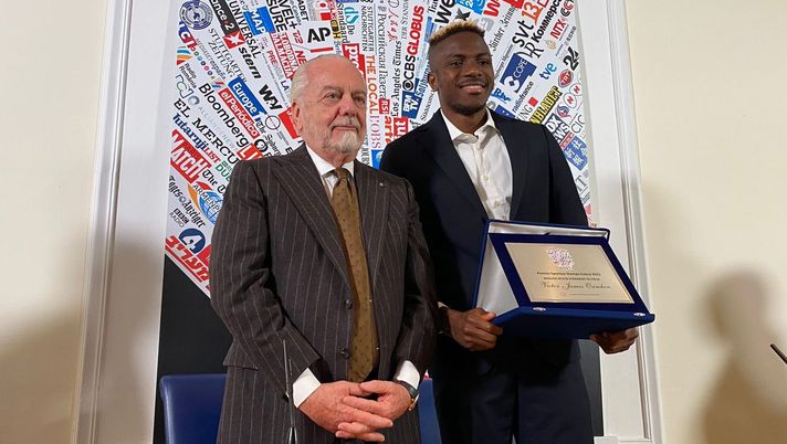 rinnovo osimhen de laurentiis