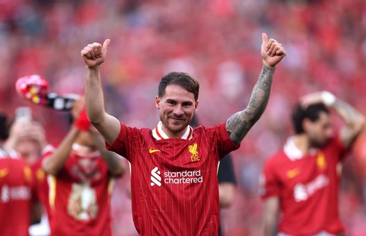 Liverpool campione e Anfield trema: gol festeggiati con un mini-terremoto- immagine 2