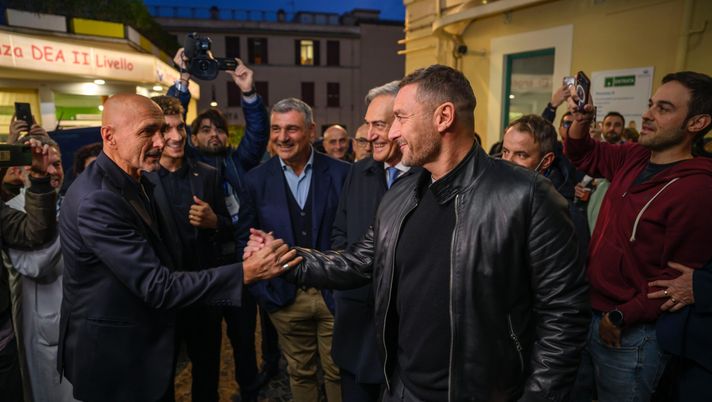 Italia, oggi i ‘Fantastici 5’ a Coverciano: Totti si allenerà con la Nazionale - immagine 1
