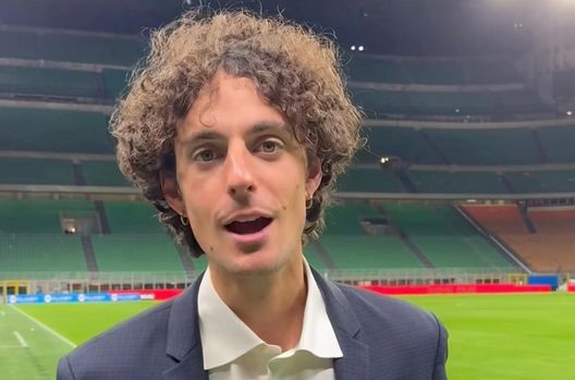 Bordocampista Dazn: “Ecco cosa ha urlato Darmian a Thuram. Risata collettiva quando Chivu…” Bordocampista Dazn: “Ecco cosa ha urlato Darmian a Thuram. Risata collettiva quando Chivu…” - immagine 1