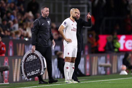 Amrabat trema, Ten Hag è all’ultima spiaggia. Stasera si decide il suo futuro