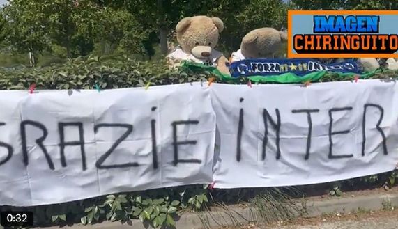 El Chiringuito TV Screen VIDEO / I tifosi del Real sfottono il Barça. E spunta lo striscione: “Grazie Inter”- immagine 2