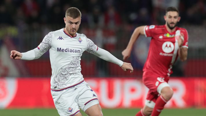 Cecchi scrive: “3 punti scintillanti come una stella cometa” - immagine 1