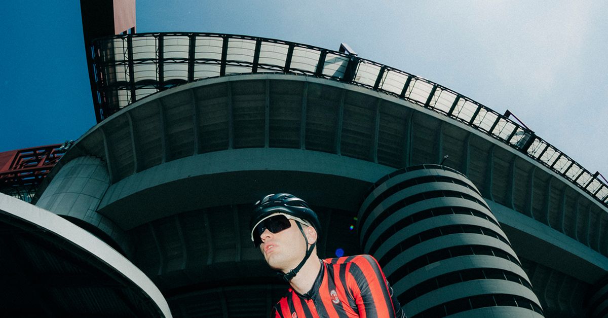 AC Milan e Castelli lanciano la loro prima collezione cycling: il comunicato AC Milan e Castelli lanciano la loro prima collezione cycling: il comunicato