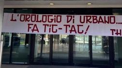 Cairo contestato a Milano: “L’orologio di Urbano fa tic-tac”