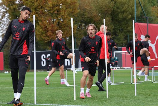 Luka Modric oggi a Milanello (Photo by Claudio Villa/AC Milan via Getty Images) Nkunku e Loftus, lavoro personalizzato oggi a Milanello: tutte le foto
