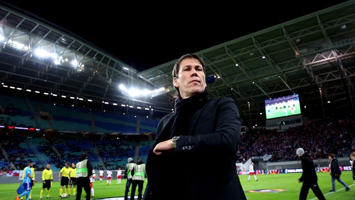 LEIPZIG, GERMANY - APRIL 05: Head coach Rudi Garcia of Olympique Marseille reacts prior to the UEFA Europa League quarter final leg one match between RB Leipzig and Olympique Marseille at the Red Bull Arena on April 5, 2018 in Leipzig, Germany. (Photo by Ronny Hartmann/Bongarts/Getty Images) Dalla Francia – Stupore per l’arrivo di Garcia: il Napoli era su Galtier e Genesio - immagine 1