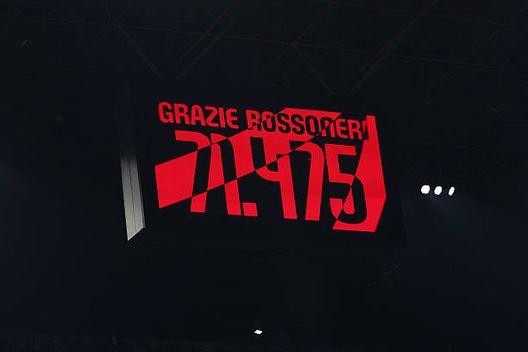 Il Milan e Allegri chiamano, i tifosi rispondono...(Photo by Giuseppe Cottini/AC Milan via Getty Images) Allegri continua a mandare segnali al campionato: anche in emergenza