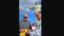 VIDEO / Ancelotti benedetto a Rio davanti al Cristo Redentore