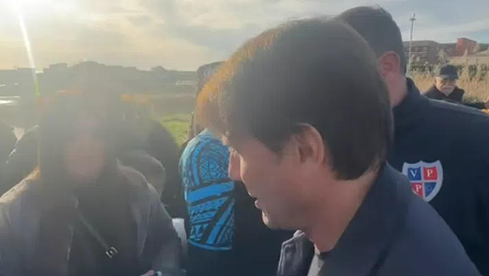 VIDEO “Compra Garnacho!”. La risposta di Conte ad un piccolo tifoso azzurro - immagine 1