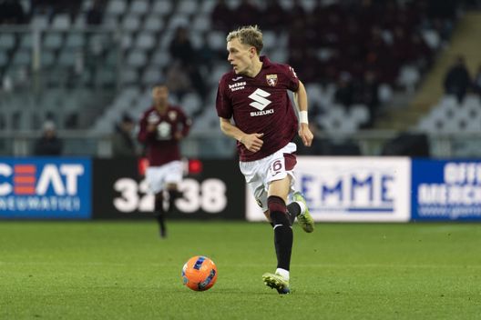 TURIN, ITALY - DECEMBER 13: Marcus Holmgren Pedersen of Torino FC in action during the Serie A match between Torino FC and US Cremonese at Stadio Olimpico Grande Torino on December 13, 2025 in Turin, Italy. (Photo by Stefano Guidi - Torino FC/Torino FC 1906 via Getty Images)