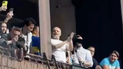 Napoli-Cagliari, Peppe Iodice nelle vesti di capo ultras fuori al Maradona!