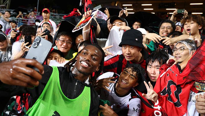 HONG KONG, CHINA - JULY 25: Pervis Estupinan of AC Milan looks on during an AC Milan Training Session at Hong Kong Stadium on July 25, 2025 in Hong Kong, China. (Photo by Giuseppe Cottini/AC Milan via Getty Images)  Leao