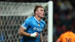 Hojlund: “L’abbraccio con Lukaku? È un top player e mi insegna molto: lo aspetto presto in campo”