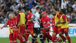 Paura per Ndicka: malore in campo, sospesa Udinese-Roma. Il giocatore in ospedale
